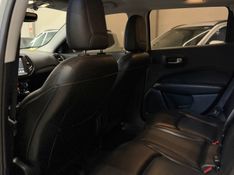 JEEP COMPASS 2.0 16V LONGITUDE 2018/2018 LEHMEN VEÍCULOS VENÂNCIO AIRES / Carros no Vale