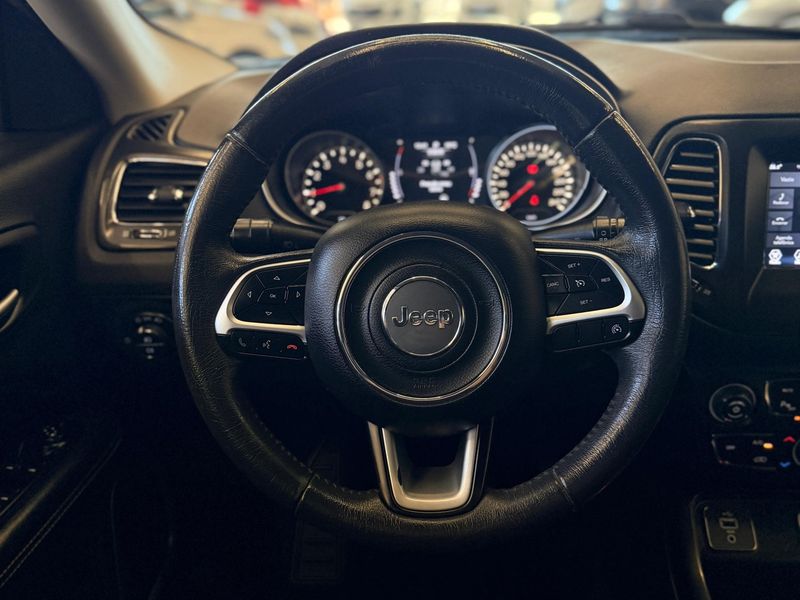 JEEP COMPASS 2.0 16V SPORT 2017/2018 LEHMEN VEÍCULOS VENÂNCIO AIRES / Carros no Vale JEEP COMPASS 2.0 16V SPORT 2017/2018 LEHMEN VEÍCULOS VENÂNCIO AIRES / Carros no Vale