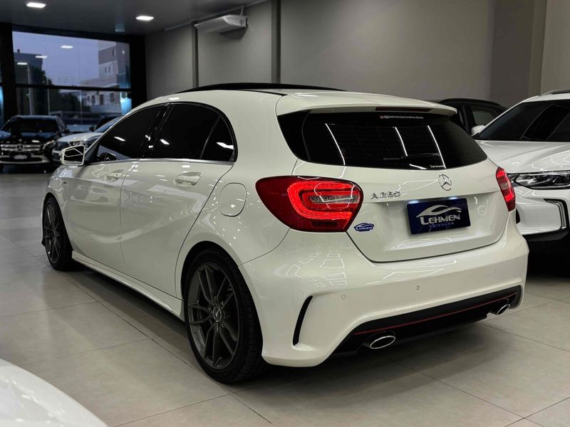 MERCEDES-BENZ A 250 2.0 SPORT TURBO AUTOMATIZADO 2014/2015 LEHMEN VEÍCULOS VENÂNCIO AIRES / Carros no Vale MERCEDES-BENZ A 250 2.0 SPORT TURBO AUTOMATIZADO 2014/2015 LEHMEN VEÍCULOS VENÂNCIO AIRES / Carros no Vale