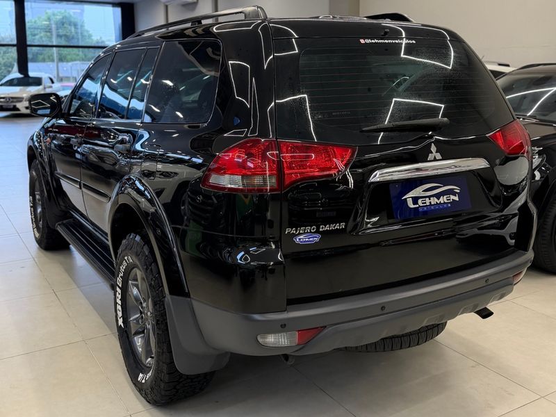 MITSUBISHI PAJERO DAKAR 3.2 4X4 16V TURBO INTERCOOLER 2013/2014 LEHMEN VEÍCULOS VENÂNCIO AIRES / Carros no Vale