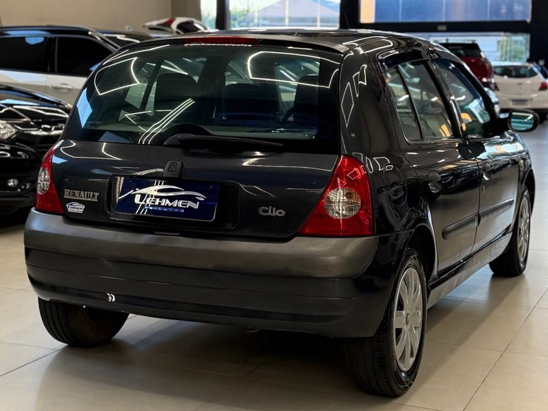 RENAULT CLIO 1.0 EXPRESSION 16V 2004/2004 LEHMEN VEÍCULOS VENÂNCIO AIRES / Carros no Vale