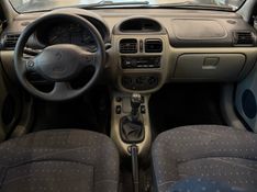 RENAULT CLIO 1.0 EXPRESSION 16V 2004/2004 LEHMEN VEÍCULOS VENÂNCIO AIRES / Carros no Vale