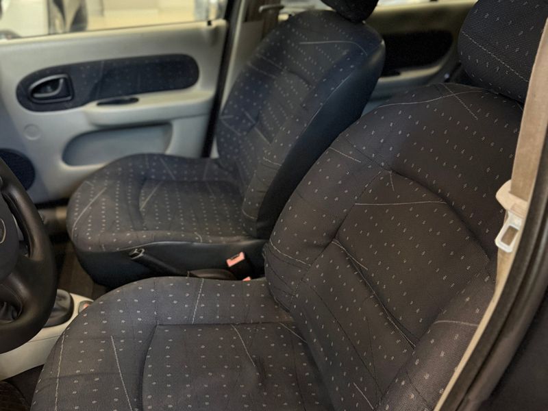 RENAULT CLIO 1.0 EXPRESSION 16V 2004/2004 LEHMEN VEÍCULOS VENÂNCIO AIRES / Carros no Vale