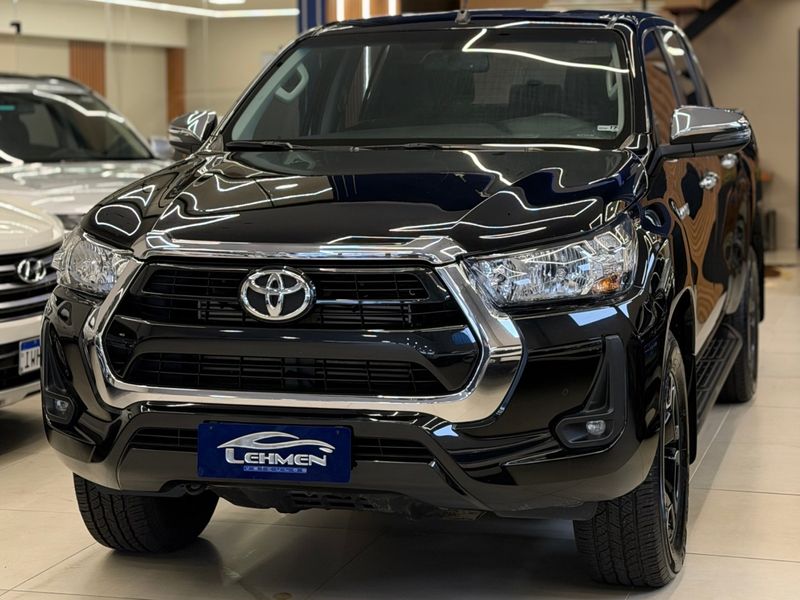 TOYOTA HILUX 2.8 D-4D TURBO CD SRV 4X4 2022/2022 LEHMEN VEÍCULOS VENÂNCIO AIRES / Carros no Vale