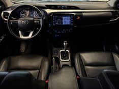 TOYOTA HILUX 2.8 D-4D TURBO CD SRV 4X4 2022/2022 LEHMEN VEÍCULOS VENÂNCIO AIRES / Carros no Vale