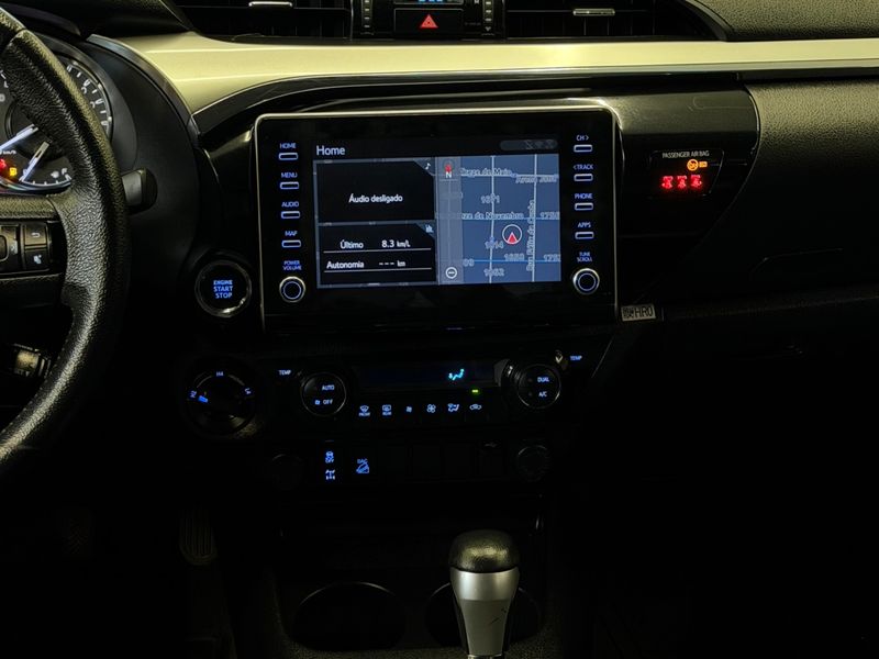 TOYOTA HILUX 2.8 D-4D TURBO CD SRV 4X4 2022/2022 LEHMEN VEÍCULOS VENÂNCIO AIRES / Carros no Vale
