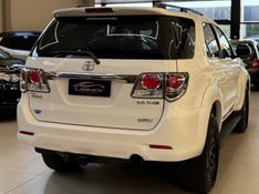 TOYOTA HILUX SW4 3.0 SRV 4X4 16V TURBO INTERCOOLER 2014/2015 LEHMEN VEÍCULOS VENÂNCIO AIRES / Carros no Vale