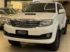TOYOTA HILUX SW4 3.0 SRV 4X4 16V TURBO INTERCOOLER 2014/2015 LEHMEN VEÍCULOS VENÂNCIO AIRES / Carros no Vale