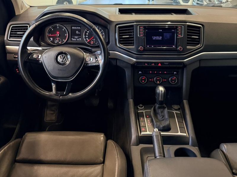 VOLKSWAGEN AMAROK 2.0 HIGHLINE 4X4 CD 16V TURBO INTERCOOLER 2019/2019 LEHMEN VEÍCULOS VENÂNCIO AIRES / Carros no Vale