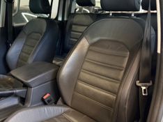 VOLKSWAGEN AMAROK 2.0 HIGHLINE 4X4 CD 16V TURBO INTERCOOLER 2019/2019 LEHMEN VEÍCULOS VENÂNCIO AIRES / Carros no Vale