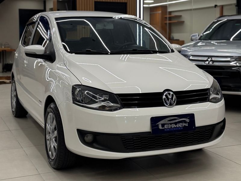 VOLKSWAGEN FOX 1.6 MI 8V 2013/2013 LEHMEN VEÍCULOS VENÂNCIO AIRES / Carros no Vale