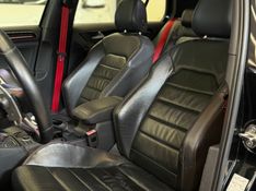 VOLKSWAGEN GOLF 2.0 TSI GTI 16V TURBO 2016/2016 LEHMEN VEÍCULOS VENÂNCIO AIRES / Carros no Vale