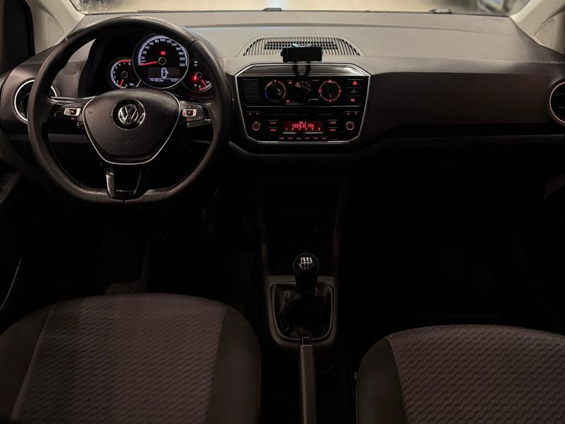 VOLKSWAGEN UP 1.0 TSI MOVE UP 12V 2017/2018 LEHMEN VEÍCULOS VENÂNCIO AIRES / Carros no Vale