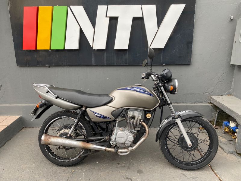 Honda Motos Cg 125 Titan Ks 2000/2000 NECO TOLATI VEÍCULOS VENÂNCIO AIRES / Carros no Vale