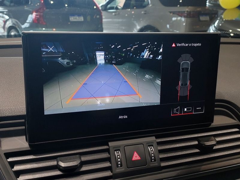 Audi Q5 2.0 45 TFSI GASOLINA S-LINE QUATTRO S TRONIC 2021/2022 BETIOLO NOVOS E SEMINOVOS LAJEADO / Carros no Vale Audi Q5 2.0 45 TFSI GASOLINA S-LINE QUATTRO S TRONIC 2021/2022 BETIOLO NOVOS E SEMINOVOS LAJEADO / Carros no Vale