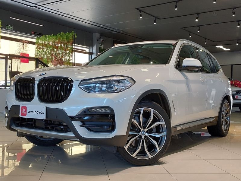 BMW X3 2.0 16V HÍBRIDO XDRIVE30E STEPTRONIC 2020/2021 BETIOLO NOVOS E SEMINOVOS LAJEADO / Carros no Vale BMW X3 2.0 16V HÍBRIDO XDRIVE30E STEPTRONIC 2020/2021 BETIOLO NOVOS E SEMINOVOS LAJEADO / Carros no Vale
