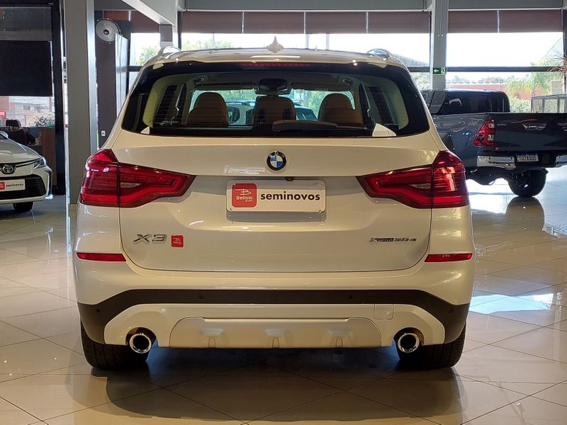 BMW X3 2.0 16V HÍBRIDO XDRIVE30E STEPTRONIC 2020/2021 BETIOLO NOVOS E SEMINOVOS LAJEADO / Carros no Vale BMW X3 2.0 16V HÍBRIDO XDRIVE30E STEPTRONIC 2020/2021 BETIOLO NOVOS E SEMINOVOS LAJEADO / Carros no Vale