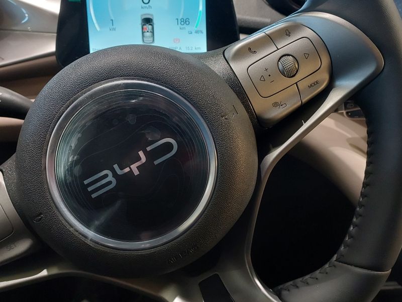 BYD DOLPHIN 44,9 KW ELÉTRICO GS 2026/2027 BETIOLO NOVOS E SEMINOVOS LAJEADO / Carros no Vale BYD DOLPHIN 44,9 KW ELÉTRICO GS 2026/2027 BETIOLO NOVOS E SEMINOVOS LAJEADO / Carros no Vale