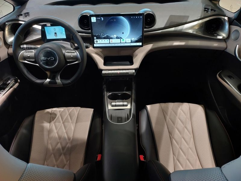 BYD DOLPHIN 44,9 KW ELÉTRICO GS 2026/2027 BETIOLO NOVOS E SEMINOVOS LAJEADO / Carros no Vale BYD DOLPHIN 44,9 KW ELÉTRICO GS 2026/2027 BETIOLO NOVOS E SEMINOVOS LAJEADO / Carros no Vale