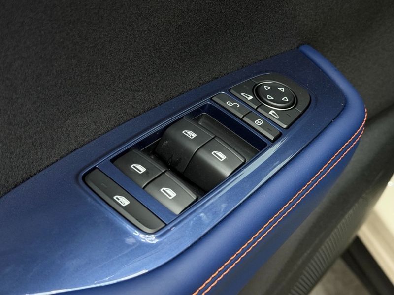 BYD DOLPHIN MINI 38 KW ELÉTRICO GS 2026/2026 BETIOLO NOVOS E SEMINOVOS LAJEADO / Carros no Vale