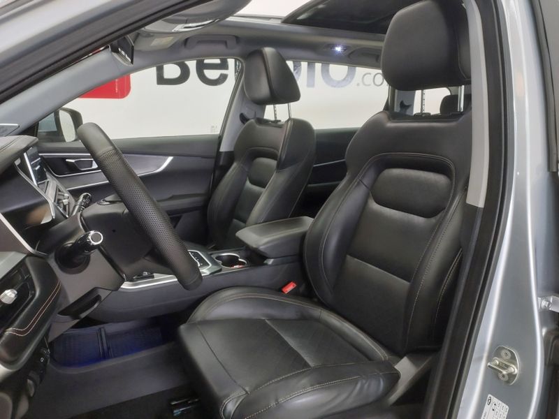 Caoa Chery TIGGO 8 1.6 TGDI GASOLINA TXS DCT 2021/2022 BETIOLO NOVOS E SEMINOVOS LAJEADO / Carros no Vale Caoa Chery TIGGO 8 1.6 TGDI GASOLINA TXS DCT 2021/2022 BETIOLO NOVOS E SEMINOVOS LAJEADO / Carros no Vale