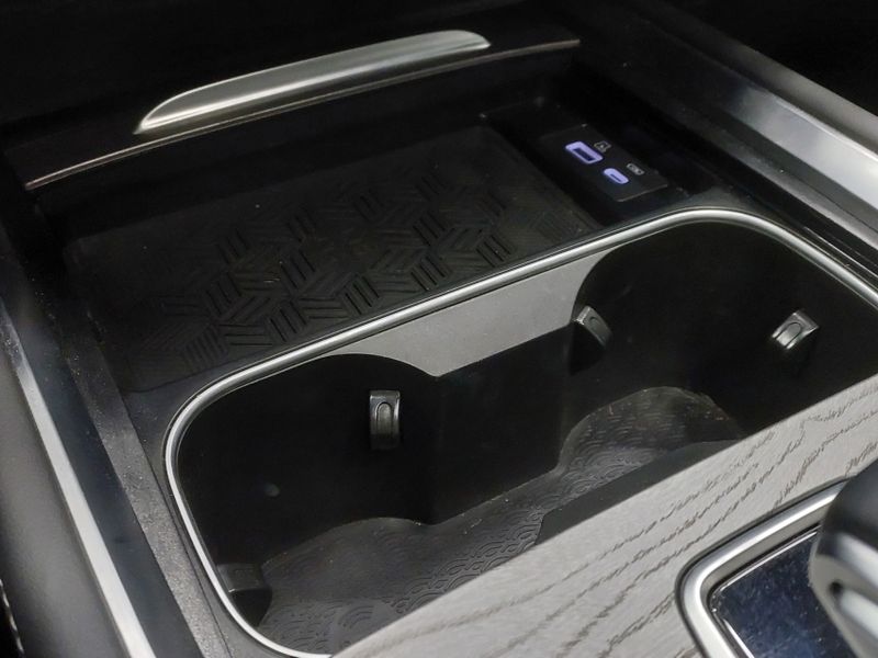 Caoa Chery TIGGO 8 PRO 1.6 TGDI GASOLINA DCT 2025/2026 BETIOLO NOVOS E SEMINOVOS LAJEADO / Carros no Vale