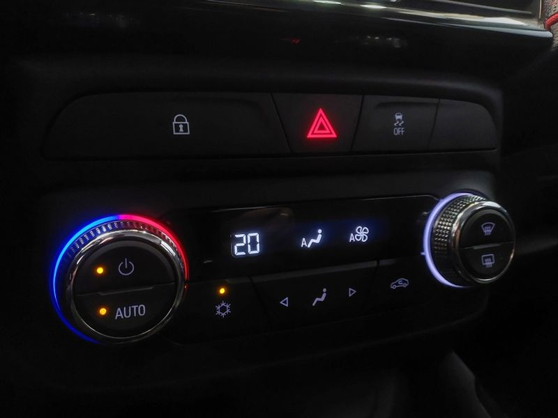 Chevrolet MONTANA 1.2 TURBO FLEX RS AUTOMÁTICO 2023/2024 BETIOLO NOVOS E SEMINOVOS LAJEADO / Carros no Vale
