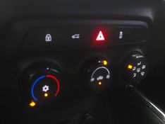Chevrolet ONIX 1.0 FLEX MANUAL 2023/2024 BETIOLO NOVOS E SEMINOVOS LAJEADO / Carros no Vale