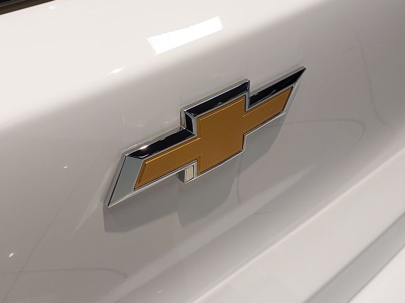 Chevrolet ONIX 1.0 FLEX MANUAL 2024/2025 BETIOLO NOVOS E SEMINOVOS LAJEADO / Carros no Vale Chevrolet ONIX 1.0 FLEX MANUAL 2024/2025 BETIOLO NOVOS E SEMINOVOS LAJEADO / Carros no Vale