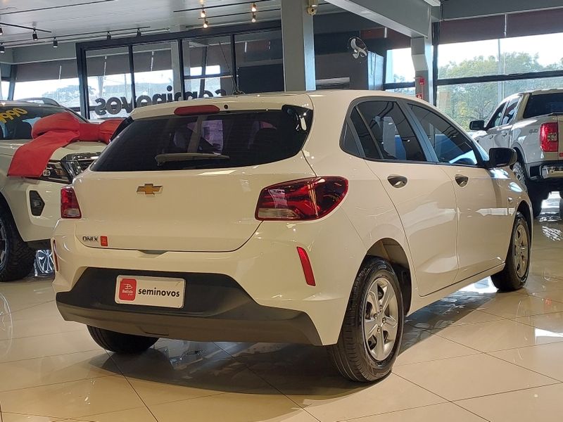 Chevrolet ONIX 1.0 FLEX MANUAL 2023/2024 BETIOLO NOVOS E SEMINOVOS LAJEADO / Carros no Vale Chevrolet ONIX 1.0 FLEX MANUAL 2023/2024 BETIOLO NOVOS E SEMINOVOS LAJEADO / Carros no Vale