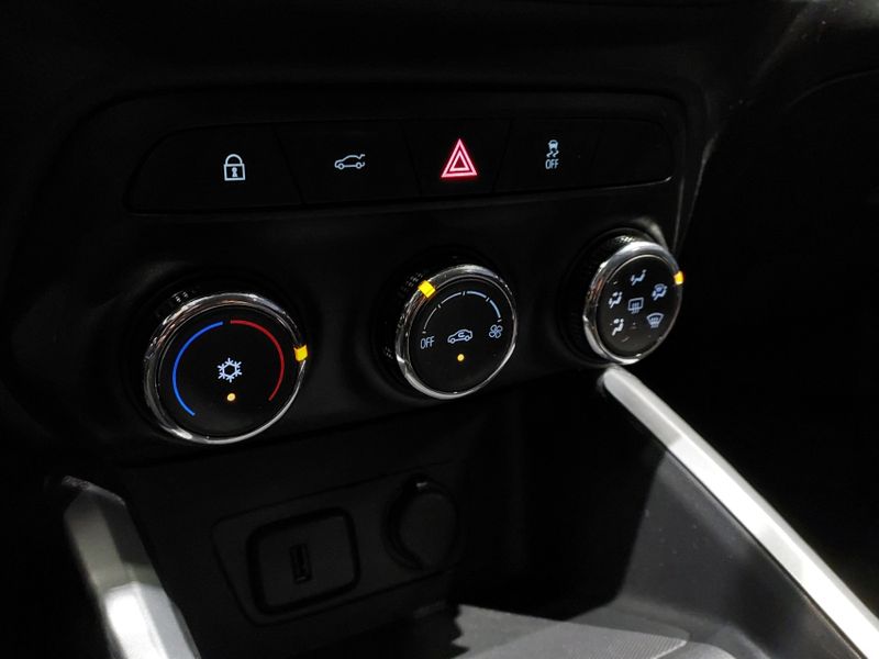 Chevrolet ONIX 1.0 TURBO FLEX LT AUTOMÁTICO 2023/2023 BETIOLO NOVOS E SEMINOVOS LAJEADO / Carros no Vale Chevrolet ONIX 1.0 TURBO FLEX LT AUTOMÁTICO 2023/2023 BETIOLO NOVOS E SEMINOVOS LAJEADO / Carros no Vale