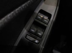 Chevrolet ONIX 1.0 TURBO FLEX LT AUTOMÁTICO 2019/2020 BETIOLO NOVOS E SEMINOVOS LAJEADO / Carros no Vale