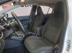 Chevrolet ONIX 1.0 TURBO FLEX PLUS LTZ AUTOMÁTICO 2023/2024 BETIOLO NOVOS E SEMINOVOS LAJEADO / Carros no Vale
