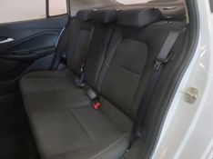 Chevrolet ONIX 1.0 TURBO FLEX PLUS LTZ AUTOMÁTICO 2023/2024 BETIOLO NOVOS E SEMINOVOS LAJEADO / Carros no Vale