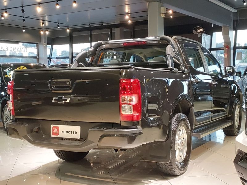 Chevrolet S10 2.4 LT 4X2 CD 8V FLEX 4P MANUAL 2013/2014 BETIOLO NOVOS E SEMINOVOS LAJEADO / Carros no Vale Chevrolet S10 2.4 LT 4X2 CD 8V FLEX 4P MANUAL 2013/2014 BETIOLO NOVOS E SEMINOVOS LAJEADO / Carros no Vale