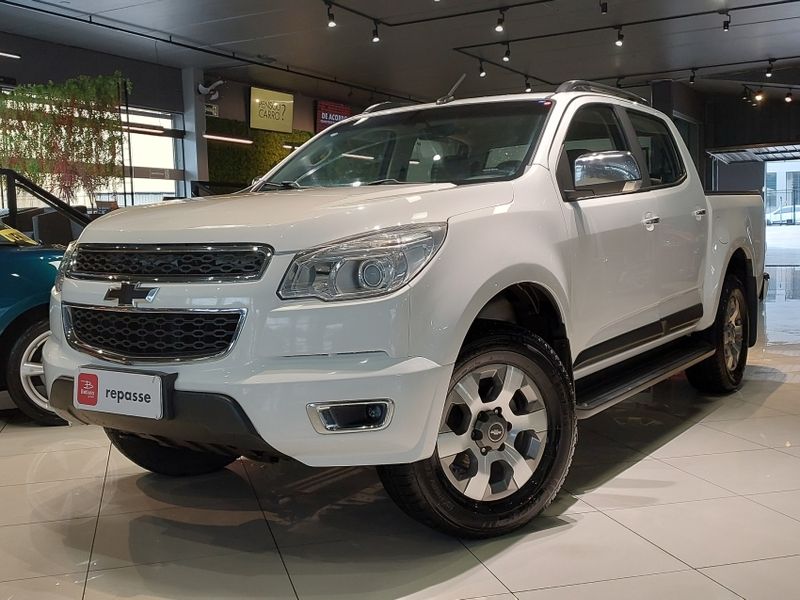 Chevrolet S10 2.4 LTZ 4X2 CD 8V FLEX 4P MANUAL 2014/2014 BETIOLO NOVOS E SEMINOVOS LAJEADO / Carros no Vale