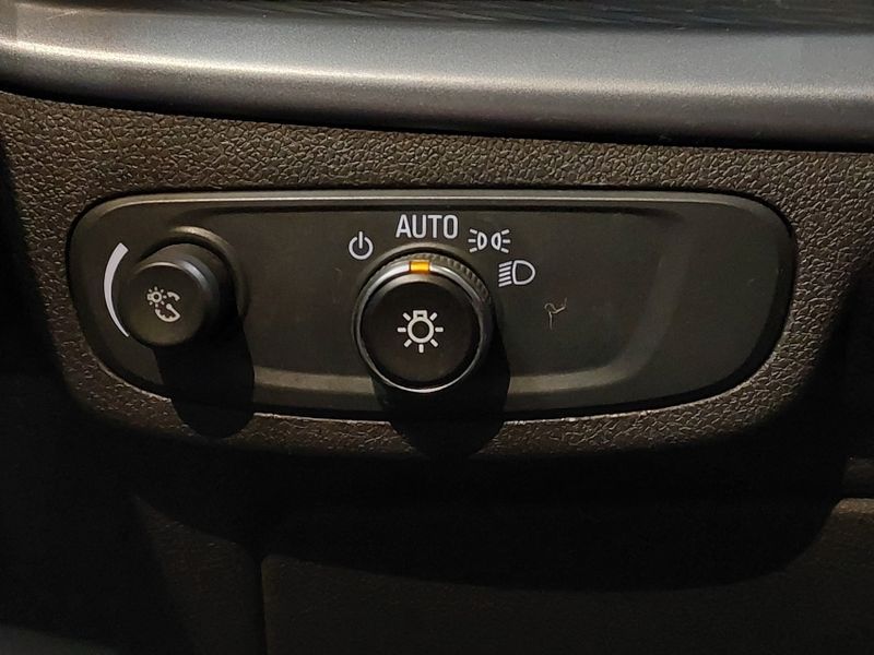 Chevrolet SPIN 1.8 LTZ 8V FLEX 4P AUTOMÁTICO 2024/2025 BETIOLO NOVOS E SEMINOVOS LAJEADO / Carros no Vale
