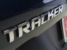 Chevrolet TRACKER 1.0 TURBO FLEX LTZ AUTOMÁTICO 2024/2025 BETIOLO NOVOS E SEMINOVOS LAJEADO / Carros no Vale