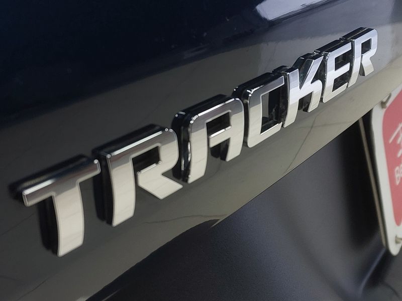 Chevrolet TRACKER 1.0 TURBO FLEX LTZ AUTOMÁTICO 2024/2025 BETIOLO NOVOS E SEMINOVOS LAJEADO / Carros no Vale