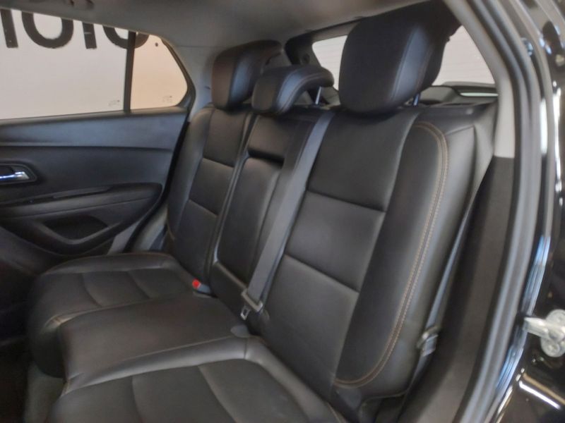 Chevrolet TRACKER 1.4 16V TURBO FLEX PREMIER AUTOMÁTICO 2019/2019 BETIOLO NOVOS E SEMINOVOS LAJEADO / Carros no Vale