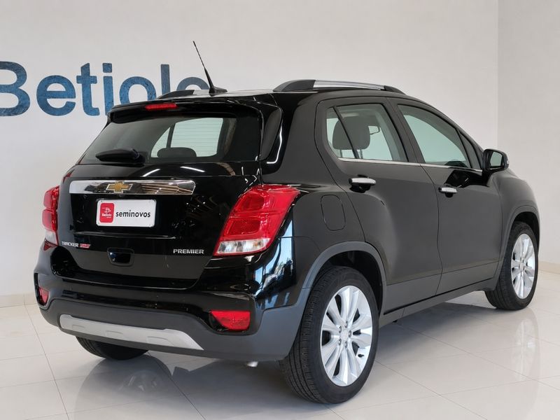 Chevrolet TRACKER 1.4 16V TURBO FLEX PREMIER AUTOMÁTICO 2019/2019 BETIOLO NOVOS E SEMINOVOS LAJEADO / Carros no Vale