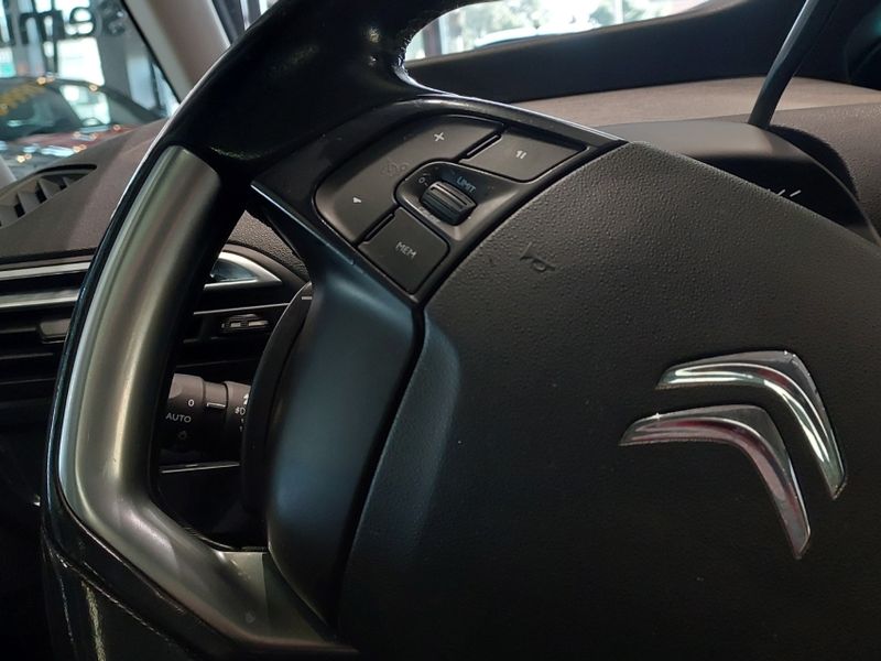 Citroen C4 PICASSO 1.6 INTENSIVE 16V TURBO GASOLINA 4P AUTOMÁTICO 2017/2018 BETIOLO NOVOS E SEMINOVOS LAJEADO / Carros no Vale Citroen C4 PICASSO 1.6 INTENSIVE 16V TURBO GASOLINA 4P AUTOMÁTICO 2017/2018 BETIOLO NOVOS E SEMINOVOS LAJEADO / Carros no Vale