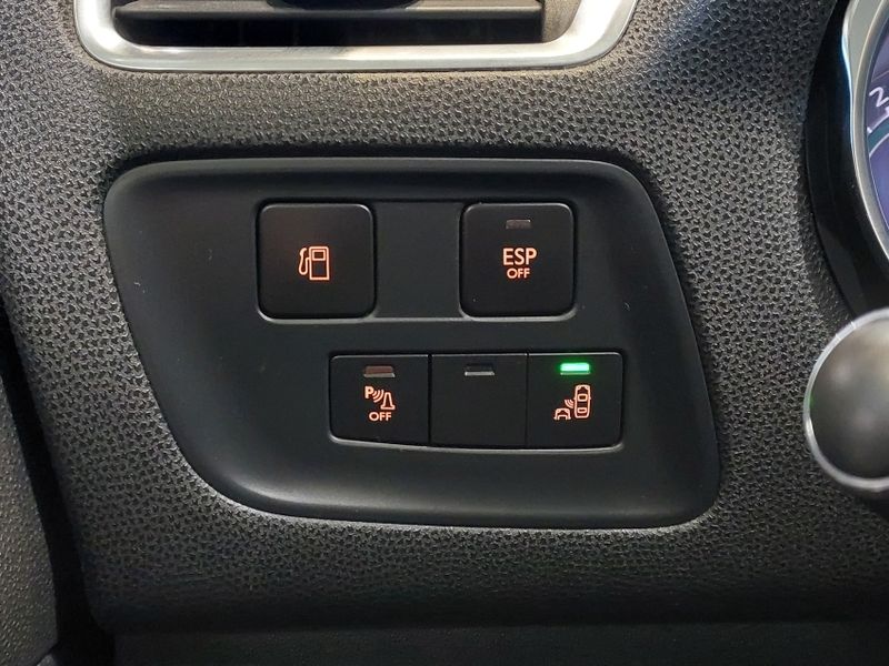 Citroen DS4 1.6 THP GASOLINA AUTOMÁTICO 2013/2014 BETIOLO NOVOS E SEMINOVOS LAJEADO / Carros no Vale Citroen DS4 1.6 THP GASOLINA AUTOMÁTICO 2013/2014 BETIOLO NOVOS E SEMINOVOS LAJEADO / Carros no Vale