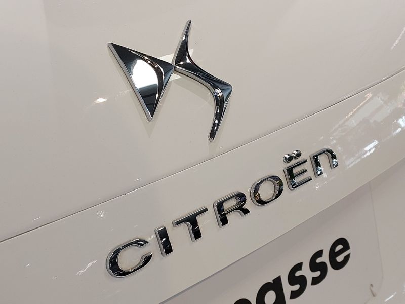 Citroen DS4 1.6 THP GASOLINA AUTOMÁTICO 2013/2014 BETIOLO NOVOS E SEMINOVOS LAJEADO / Carros no Vale Citroen DS4 1.6 THP GASOLINA AUTOMÁTICO 2013/2014 BETIOLO NOVOS E SEMINOVOS LAJEADO / Carros no Vale