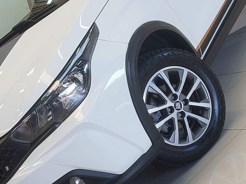 Fiat ARGO 1.3 FIREFLY FLEX TREKKING MANUAL 2023/2024 BETIOLO NOVOS E SEMINOVOS LAJEADO / Carros no Vale