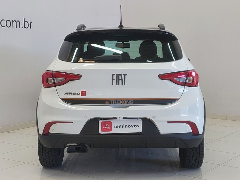 Fiat ARGO 1.3 FIREFLY FLEX TREKKING MANUAL 2023/2024 BETIOLO NOVOS E SEMINOVOS LAJEADO / Carros no Vale
