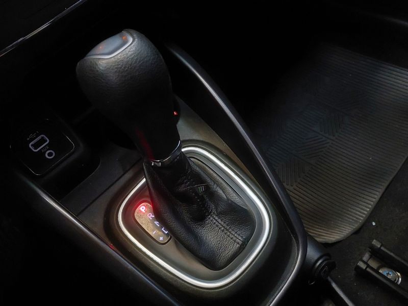 Fiat CRONOS 1.3 FIREFLY FLEX DRIVE CVT 2023/2024 BETIOLO NOVOS E SEMINOVOS LAJEADO / Carros no Vale Fiat CRONOS 1.3 FIREFLY FLEX DRIVE CVT 2023/2024 BETIOLO NOVOS E SEMINOVOS LAJEADO / Carros no Vale