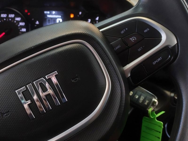 Fiat CRONOS 1.3 FIREFLY FLEX DRIVE CVT 2023/2023 BETIOLO NOVOS E SEMINOVOS LAJEADO / Carros no Vale