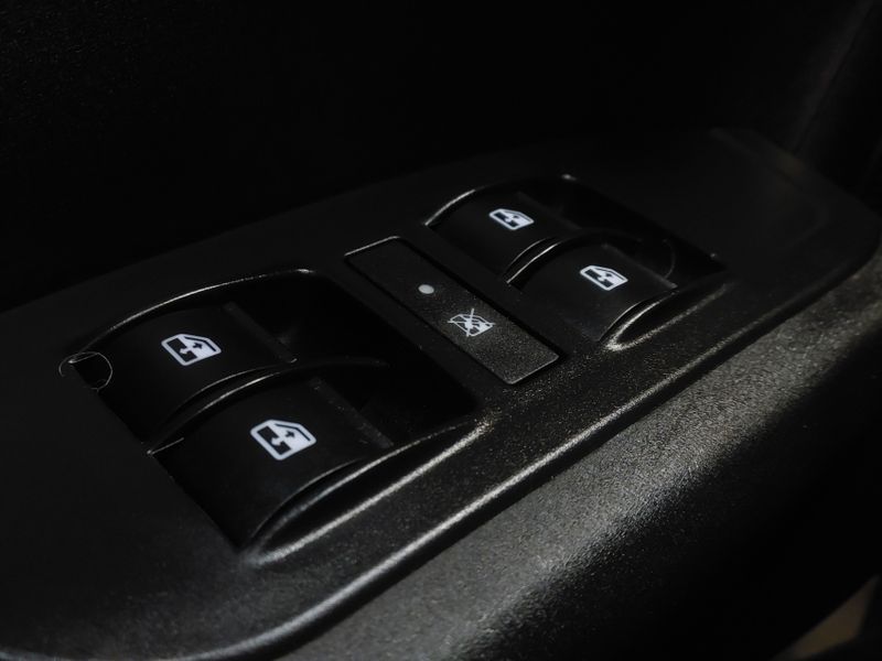 Fiat CRONOS 1.3 FIREFLY FLEX DRIVE CVT 2023/2023 BETIOLO NOVOS E SEMINOVOS LAJEADO / Carros no Vale
