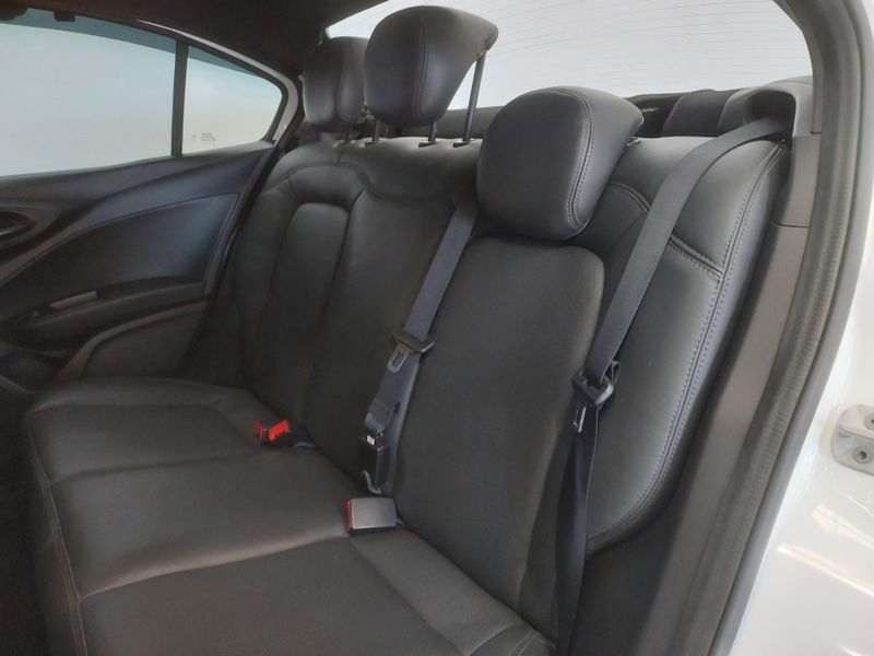 Fiat CRONOS 1.3 FIREFLY FLEX DRIVE CVT 2023/2024 BETIOLO NOVOS E SEMINOVOS LAJEADO / Carros no Vale Fiat CRONOS 1.3 FIREFLY FLEX DRIVE CVT 2023/2024 BETIOLO NOVOS E SEMINOVOS LAJEADO / Carros no Vale